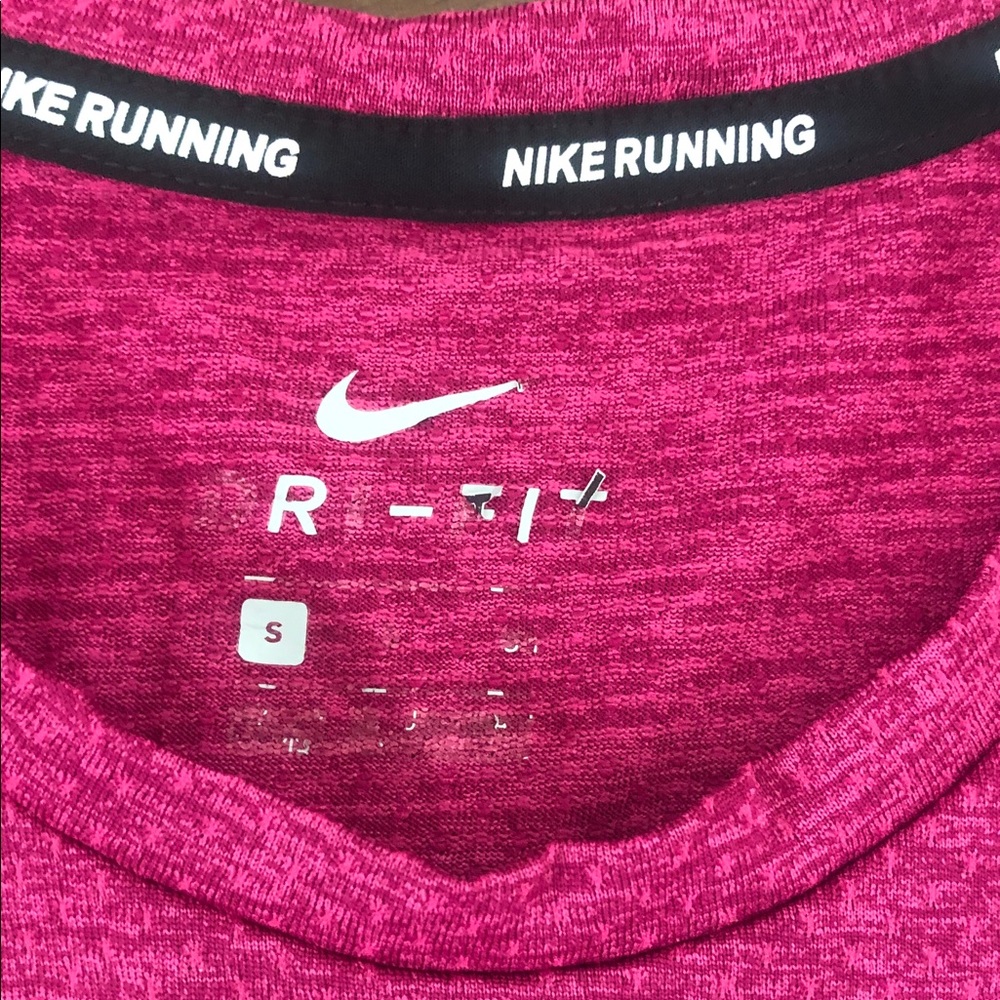 Rare Nike Pink Athletic Tee and Grid-Print Shorts Set - Picture 10 of 12